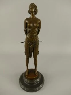Bronzen Beeld - Topless Dame In Gewaad - Erotisch Sculptuur - 36 Cm Hoog