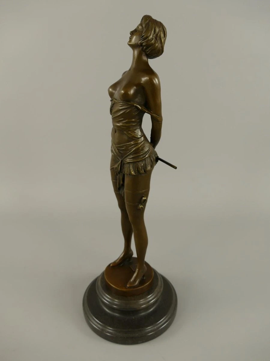 Bronzen Beeld - Topless Dame In Gewaad - Erotisch Sculptuur - 36 Cm Hoog 4 Bronzen Beeld - Topless Dame In Gewaad - Erotisch Sculptuur - 36 Cm Hoog - Afbeelding 2